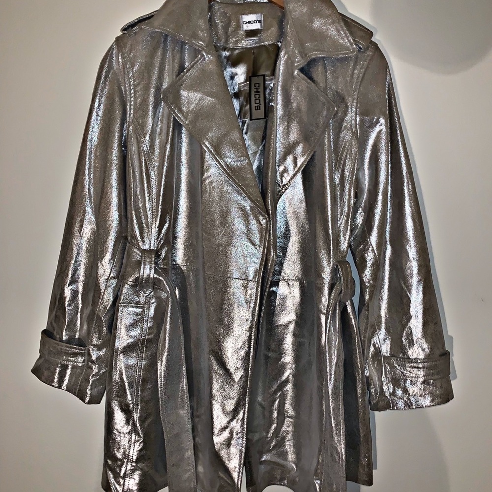 💥SHINY SILVER CHICO’S JACKET🧥